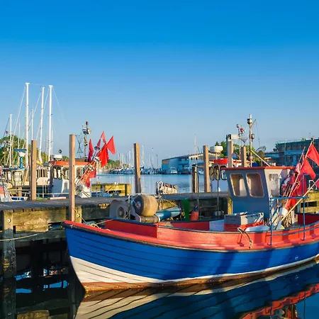 Hotel Fairschlafen Boutique Hostel Etagenbett Kombuese 1-04, Sauna, Fitness *